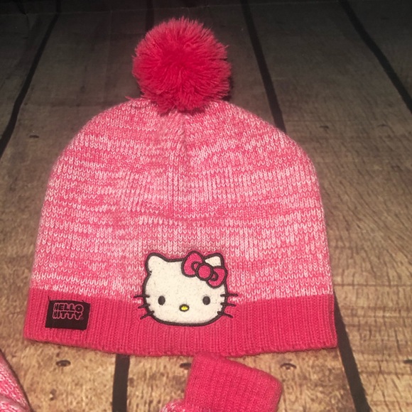 Hot Pink Hello Kitty Knit Cold winter set - Picture 4 of 7